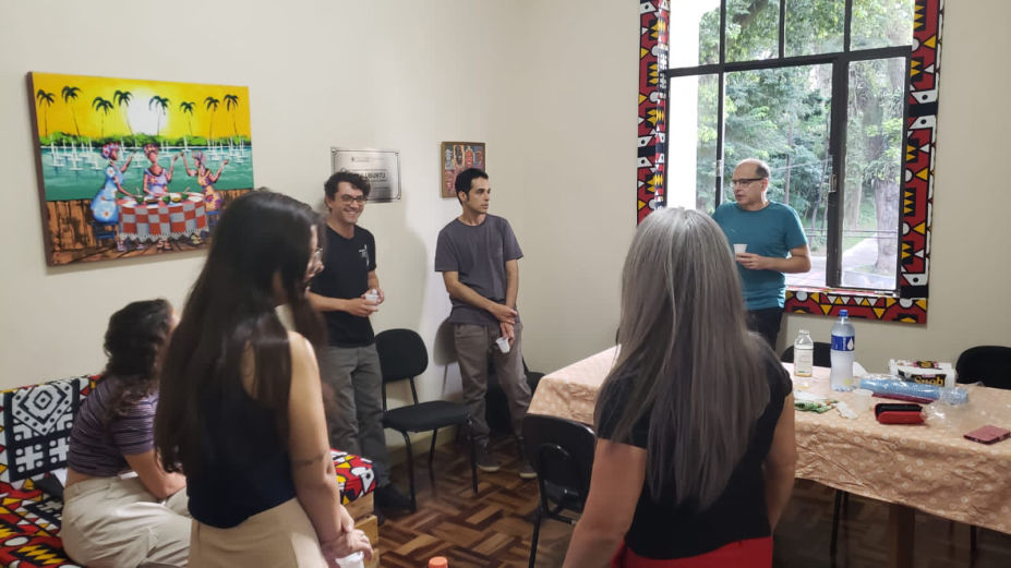 Reunião da equipe na Biblioteca Municipal de Londrina